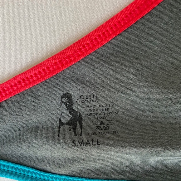 Jolyn Vent top Size Small - Picture 2 of 3